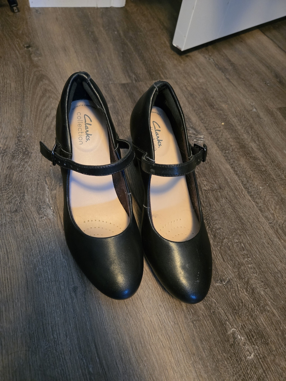 Clarks Black Mary Jane Heels